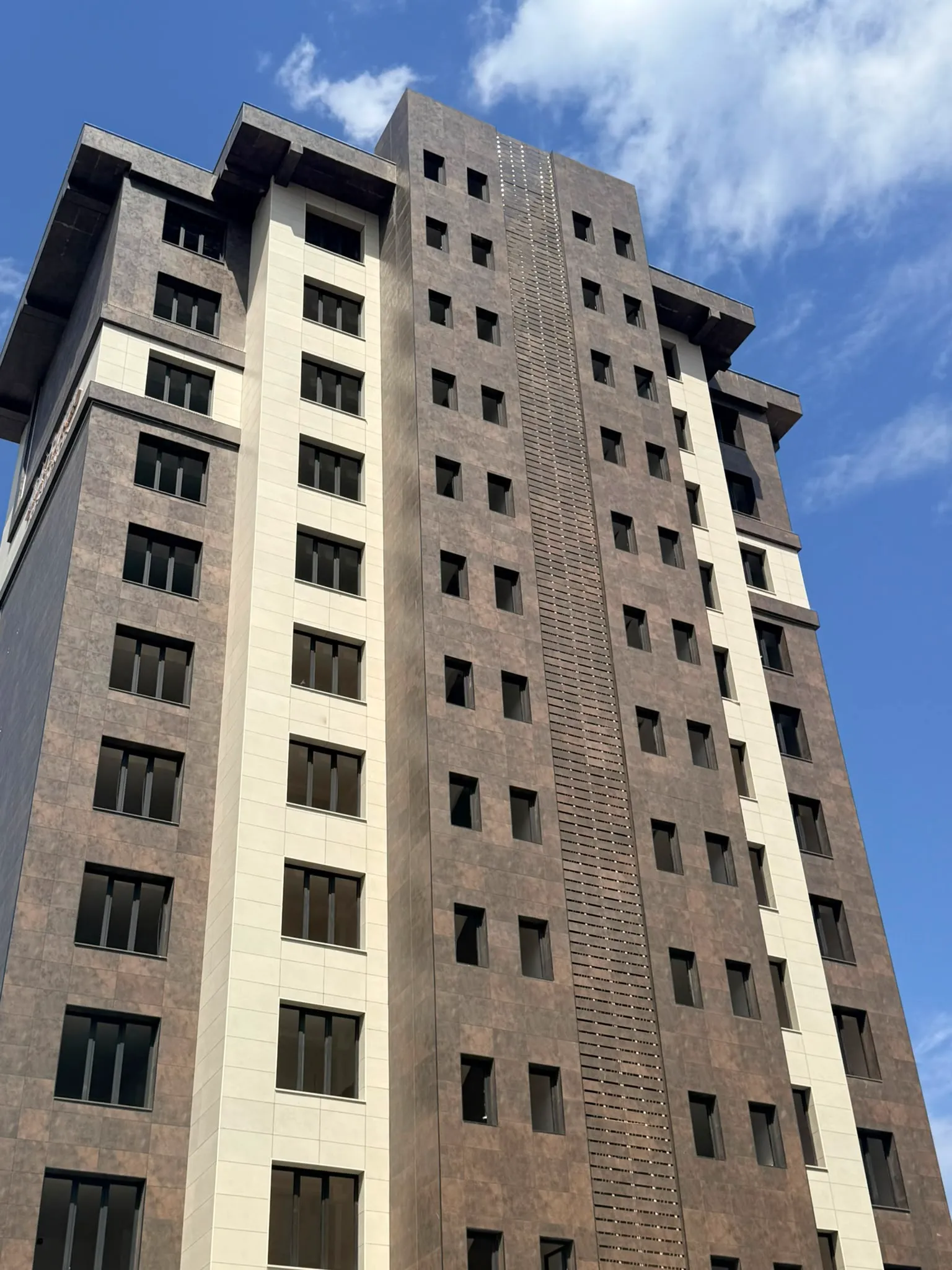 HLC Dış Cephe Karaköprü Halil Bayram İnşaat Projesi Görseli 1