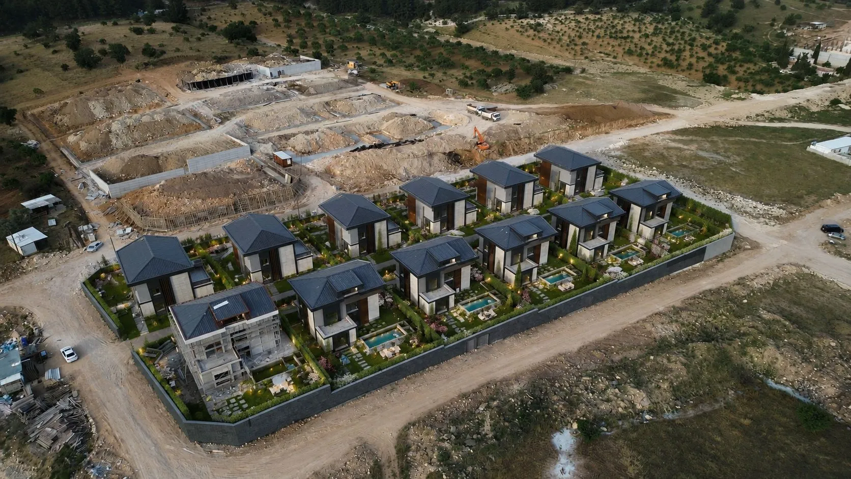 HLC Dış Cephe Seramik ve Kompozit Panel Kaplama